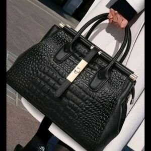 Elegant Black Crocodile Pattern Handbag (BERKIN STYLE)